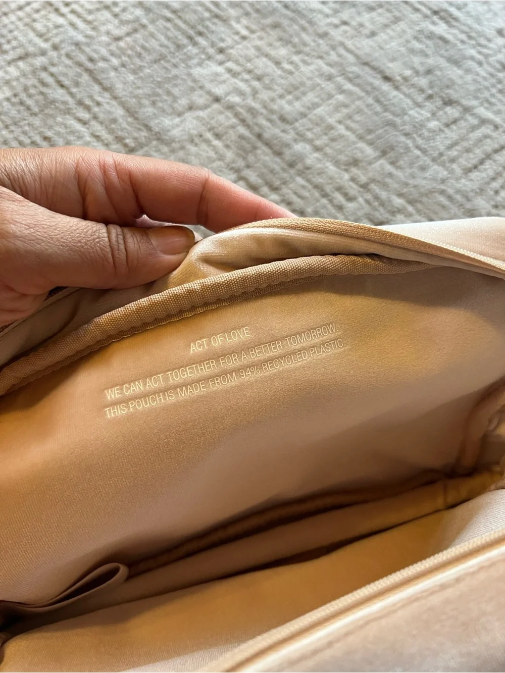 Valentino Soft Cosmetic Pouch Set (2)